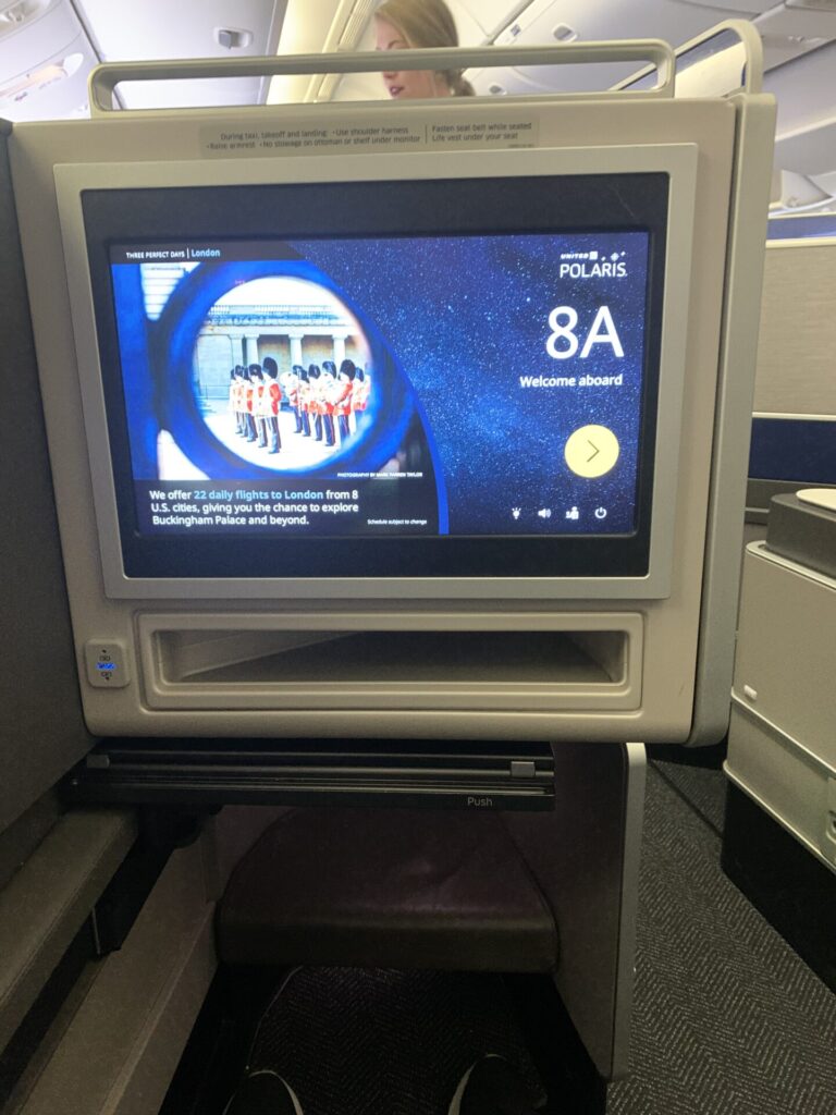 Neil Scrivener reviews United Airline's Polaris Business Class Seat, flying on the Boeing 777-200. 