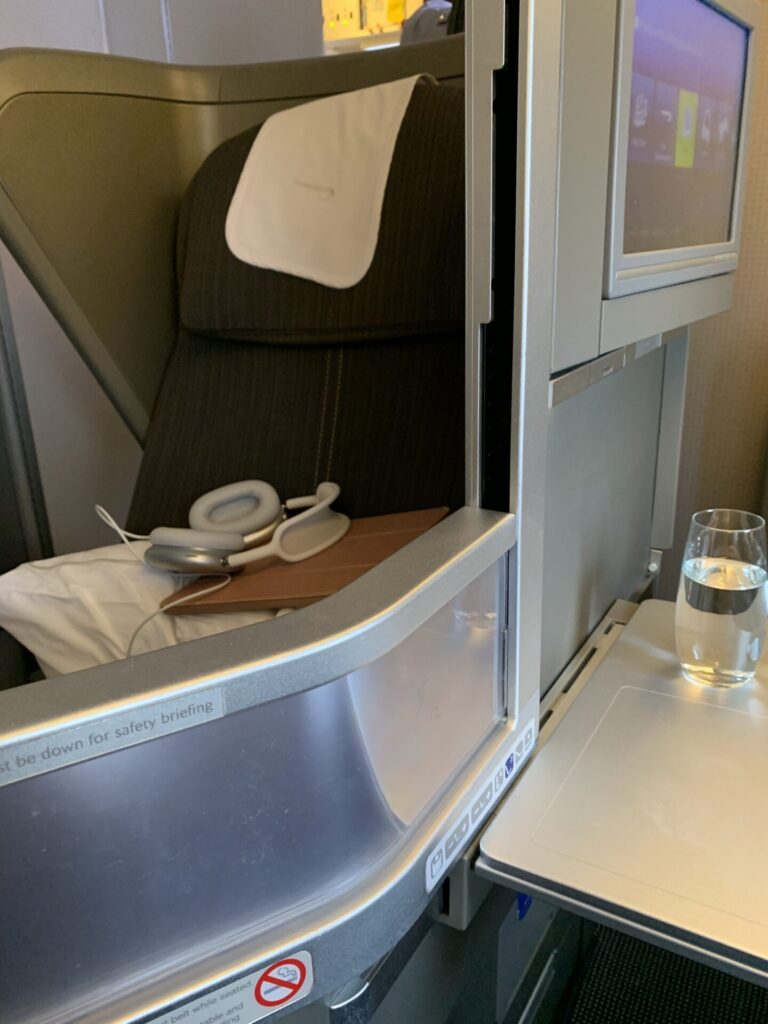 Neil Scrivener reviews BA269 in British Airways' Club World from London Heathrow (LHR) to Los Angeles (LAX).