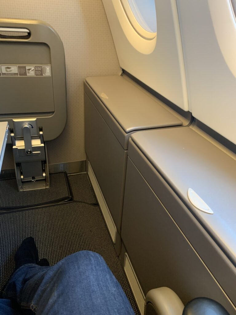 Neil Scrivener reviews BA269 in British Airways' Club World from London Heathrow (LHR) to Los Angeles (LAX).