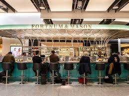 Neil Scrivener reviews the British Airways Galleries South Business Class Lounge at Heathrow's Terminal 5, available for OneWorld members.