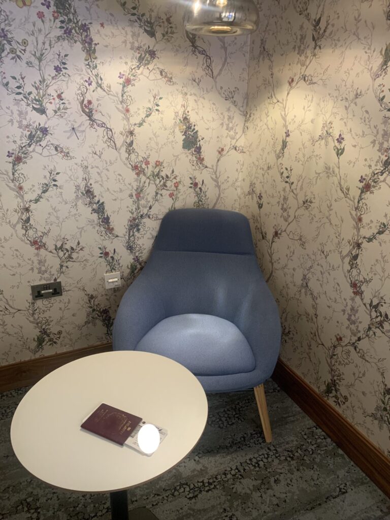 Flying Business review the American Express Centurion Lounge in London Heathrow's Terminal 3.