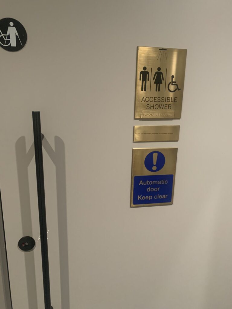 Flying Business review the American Express Centurion Lounge in London Heathrow's Terminal 3.