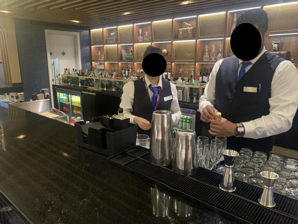 Flying Business review the American Express Centurion Lounge in London Heathrow's Terminal 3.