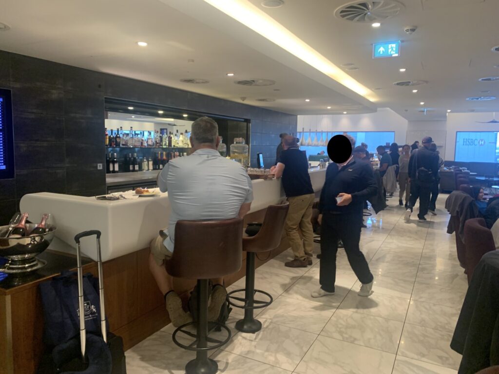 Neil Scrivener reviews the No1 Lounge at Heathrow's Terminal 3, with access via Priority Pass. 