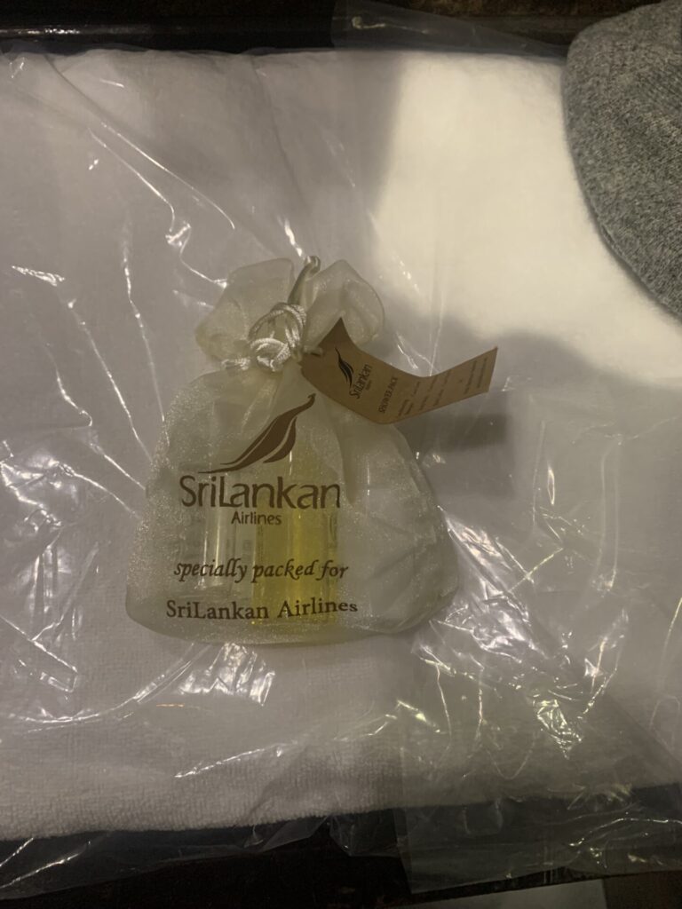 Flying Business reviews the Srilankan Airlines Serendib Lounge in Colombo's Bandaranaike International Airport in Sri Lanka.