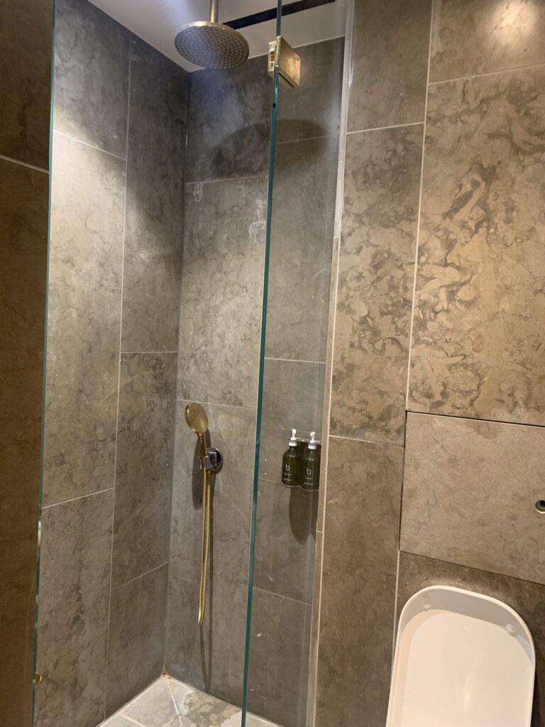 Flying Business reviews the Cathay Pacific First and Business Class Lounges at Heathrow's Terminal 3.