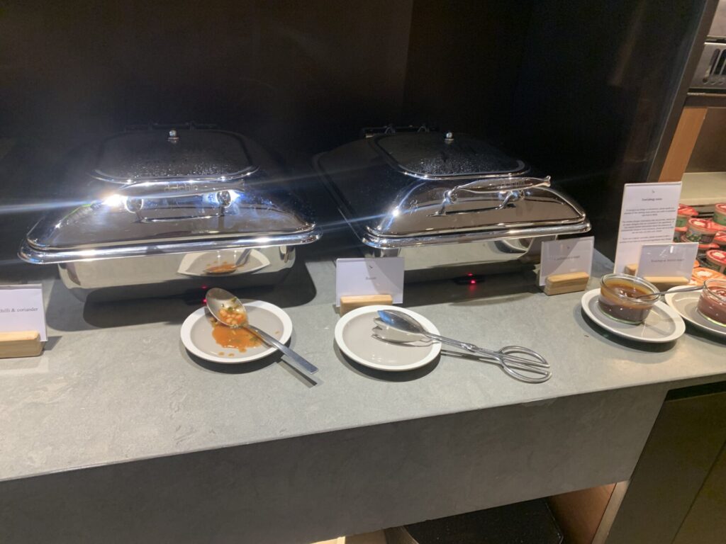 Flying Business reviews the Cathay Pacific First and Business Class Lounges at Heathrow's Terminal 3.