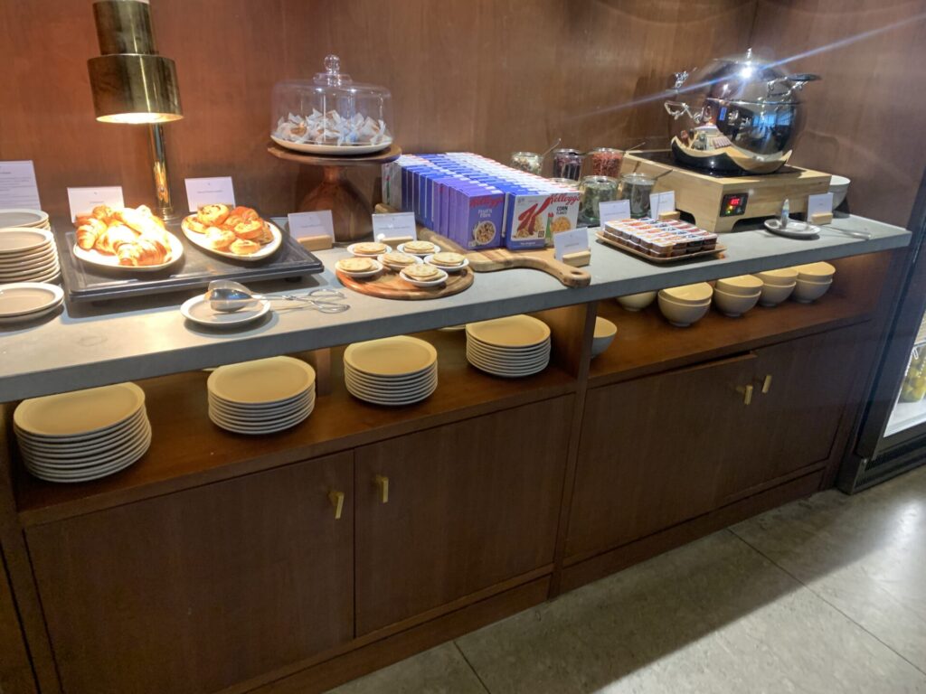 Flying Business reviews the Cathay Pacific First and Business Class Lounges at Heathrow's Terminal 3.