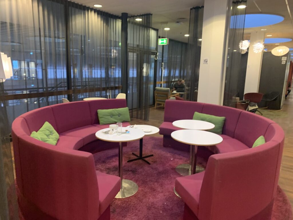 Flying Business reviews the Aspire Lounge in Copenhagen's Kastrap International Airport, CPH - accessed via a Priority Pass
