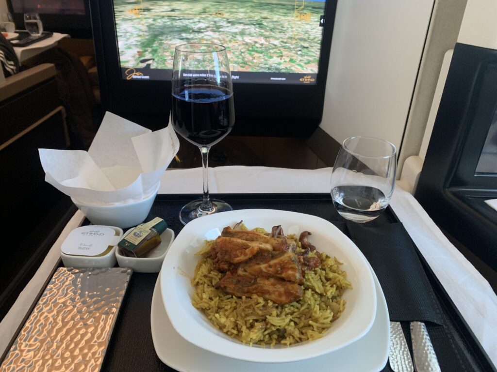 Neil Scrivener reviews a flight from Dublin to Abu Dhabi with Etihad on the EY42 787-9 in Business Class.