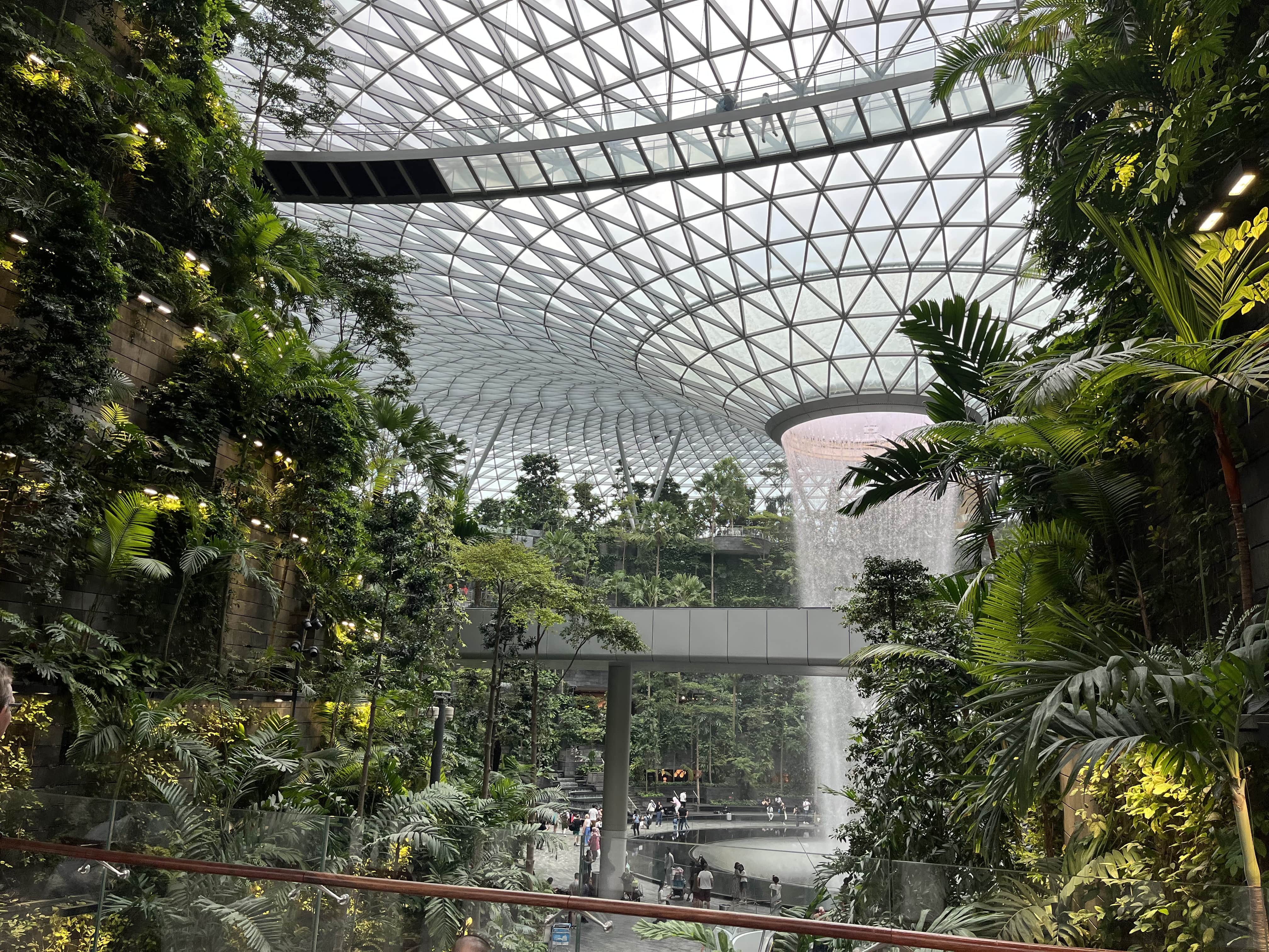 Neil Scrivener recommends 8 must-do things to do in Singapore's Changi Airport, whether on a layover, or just visiting! 