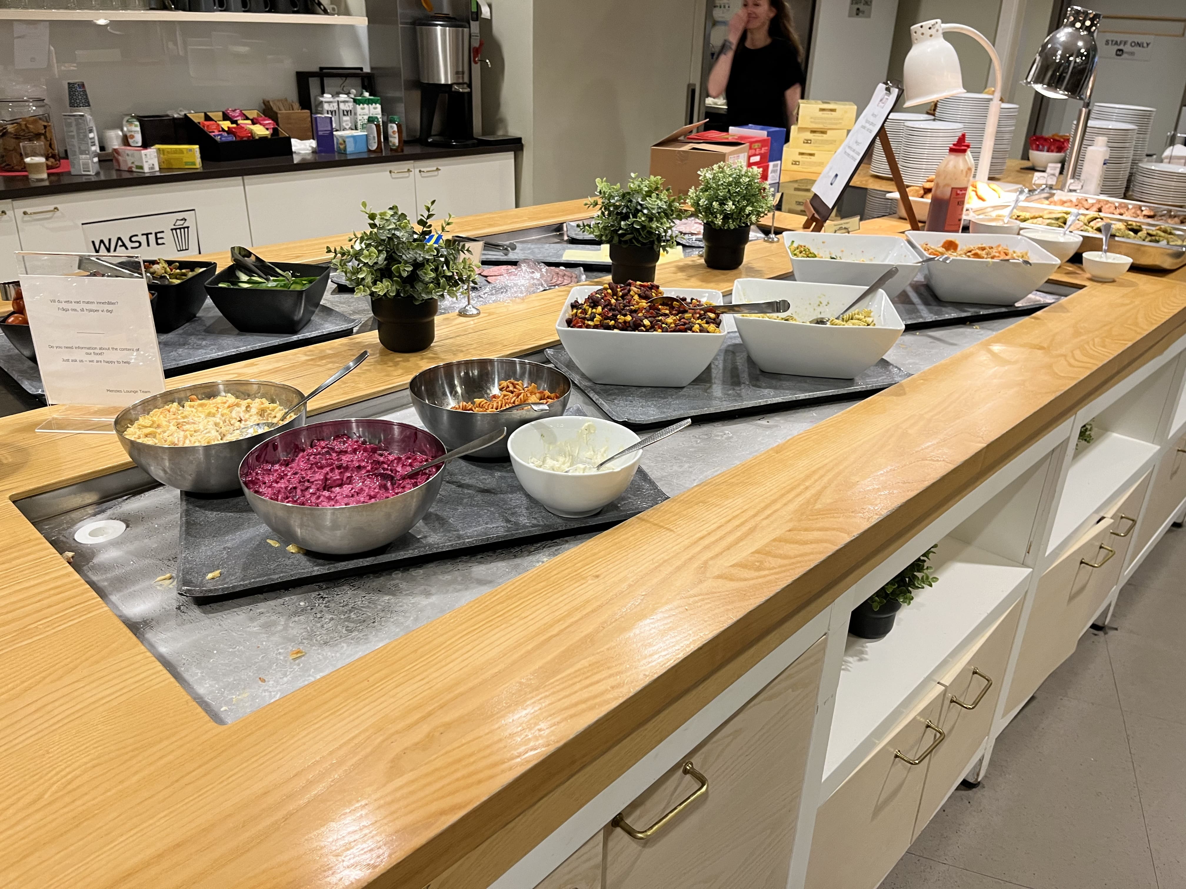 Neil Scrivener reviews the Pearl Lounge in Arlanda Airport's Terminal 5, accessed by flying Business Class and Priority Pass members.