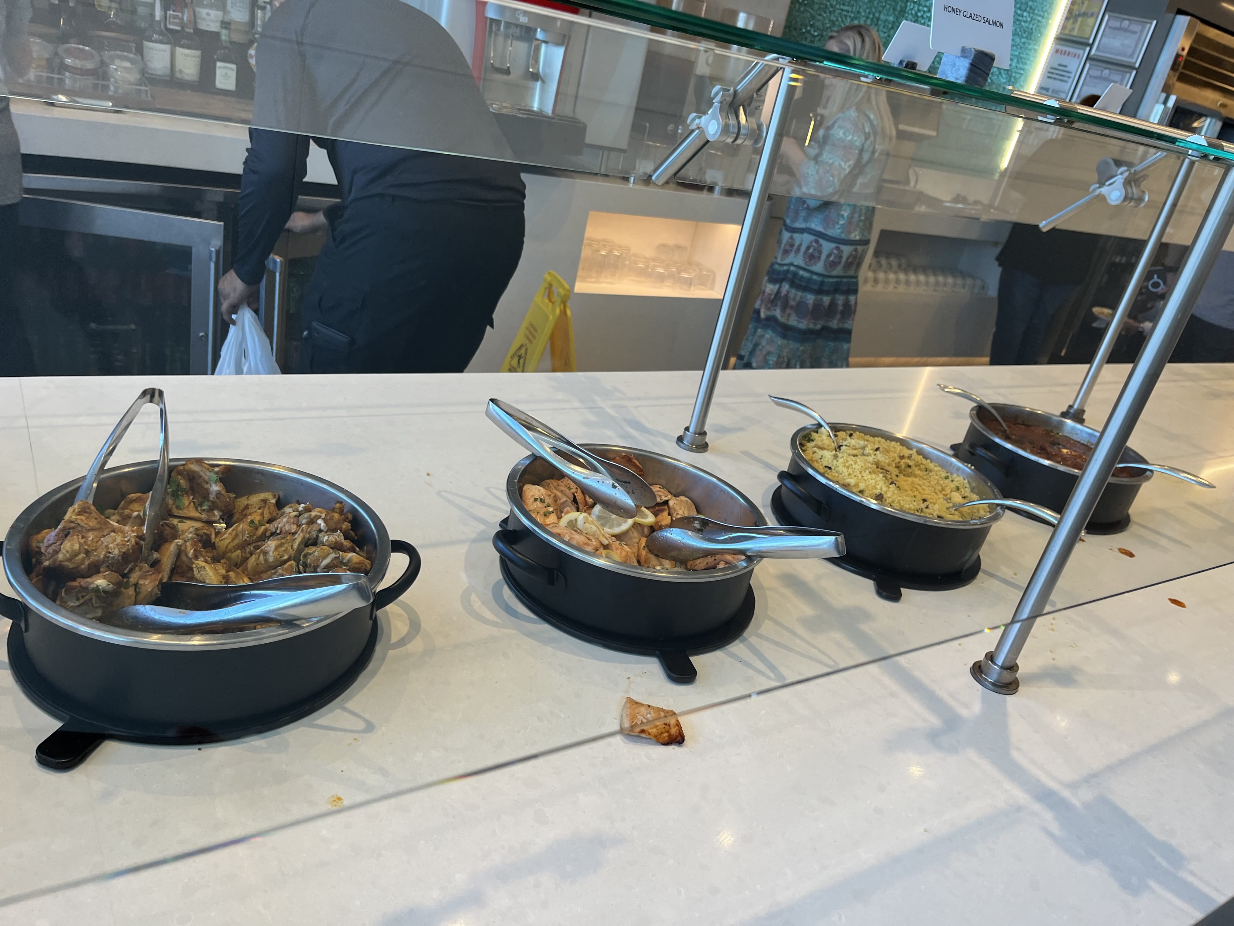 Neil Scrivener reviews The Greenwich Lounge in JFK's Terminal 8 (New York), available to those traveling Business Class.