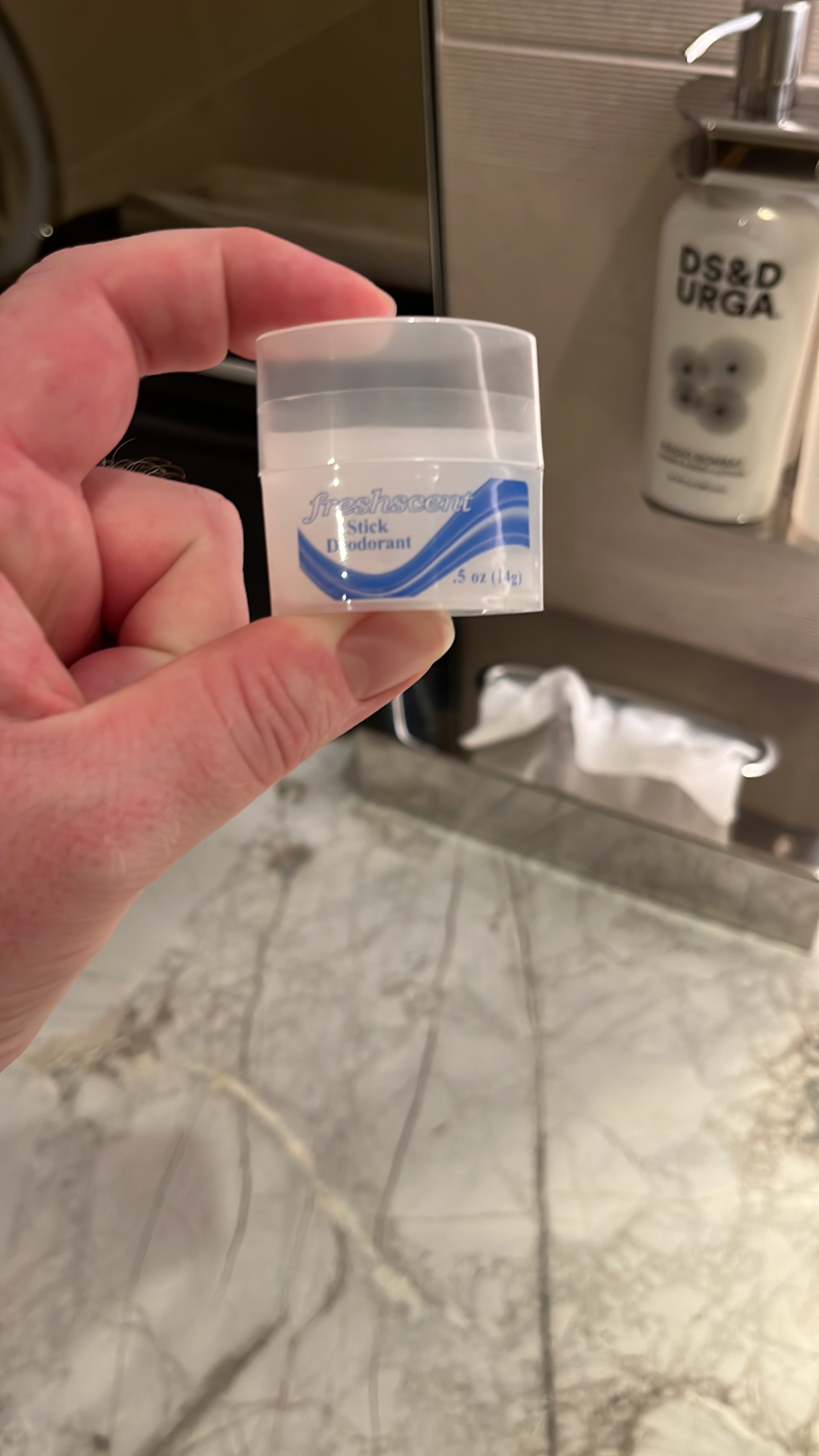 Neil Scrivener reviews the American Airlines/British Airways Soho Lounge in JFK's Terminal 8 - New York John F Kennedy Airport.