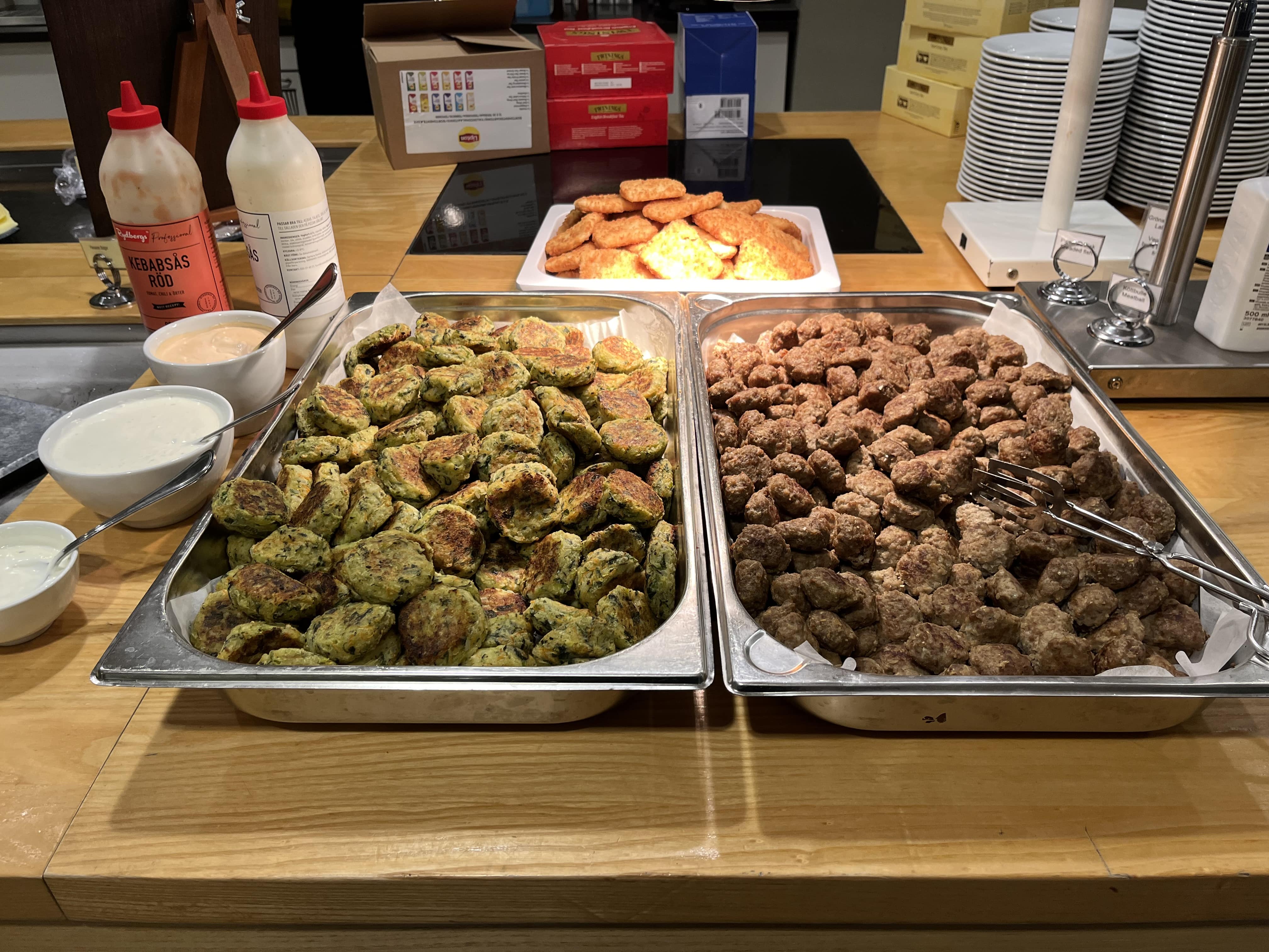 Neil Scrivener reviews the Pearl Lounge in Arlanda Airport's Terminal 5, accessed by flying Business Class and Priority Pass members.