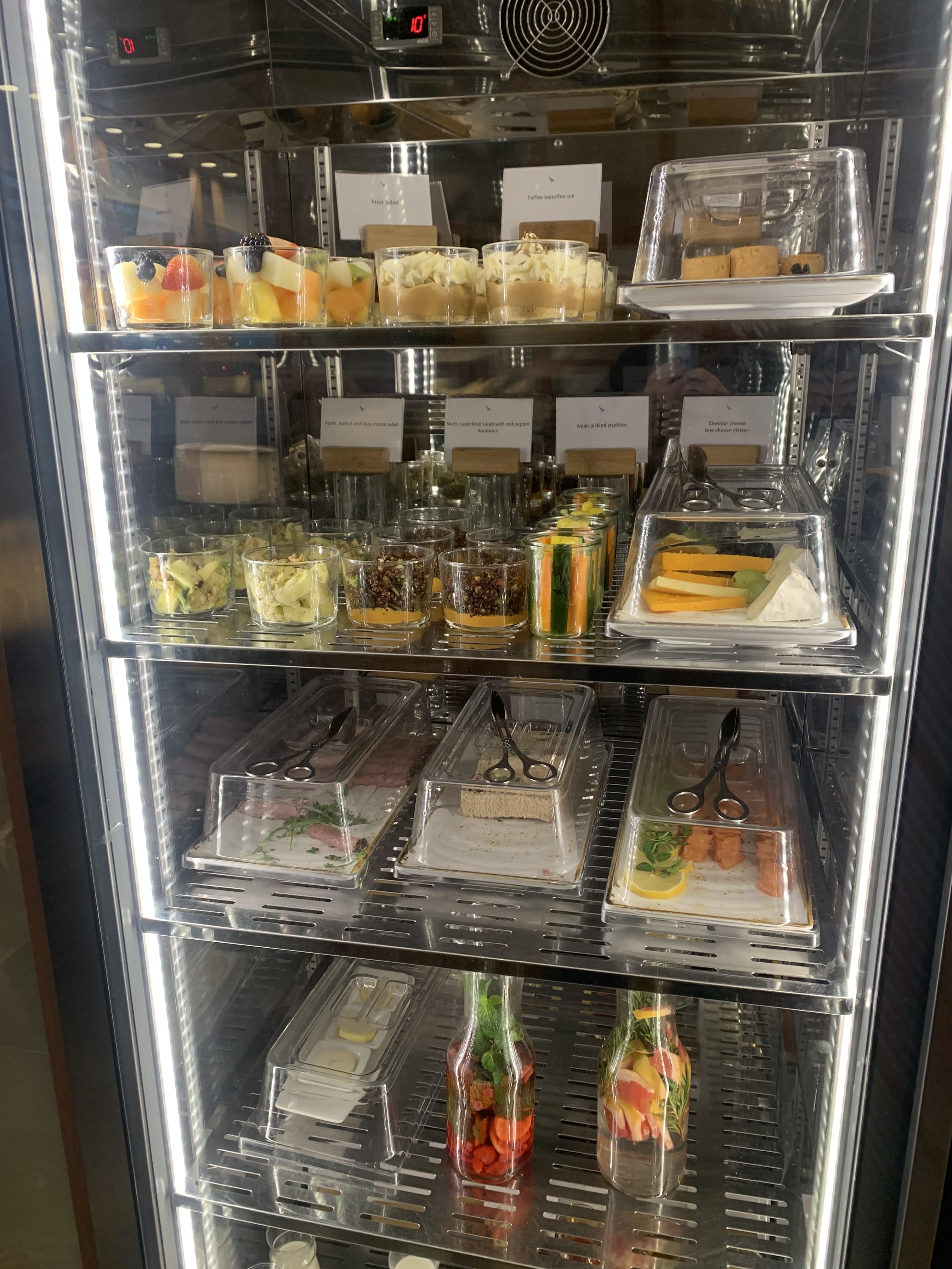 Flying Business reviews the Cathay Pacific First and Business Class Lounges at Heathrow's Terminal 3.