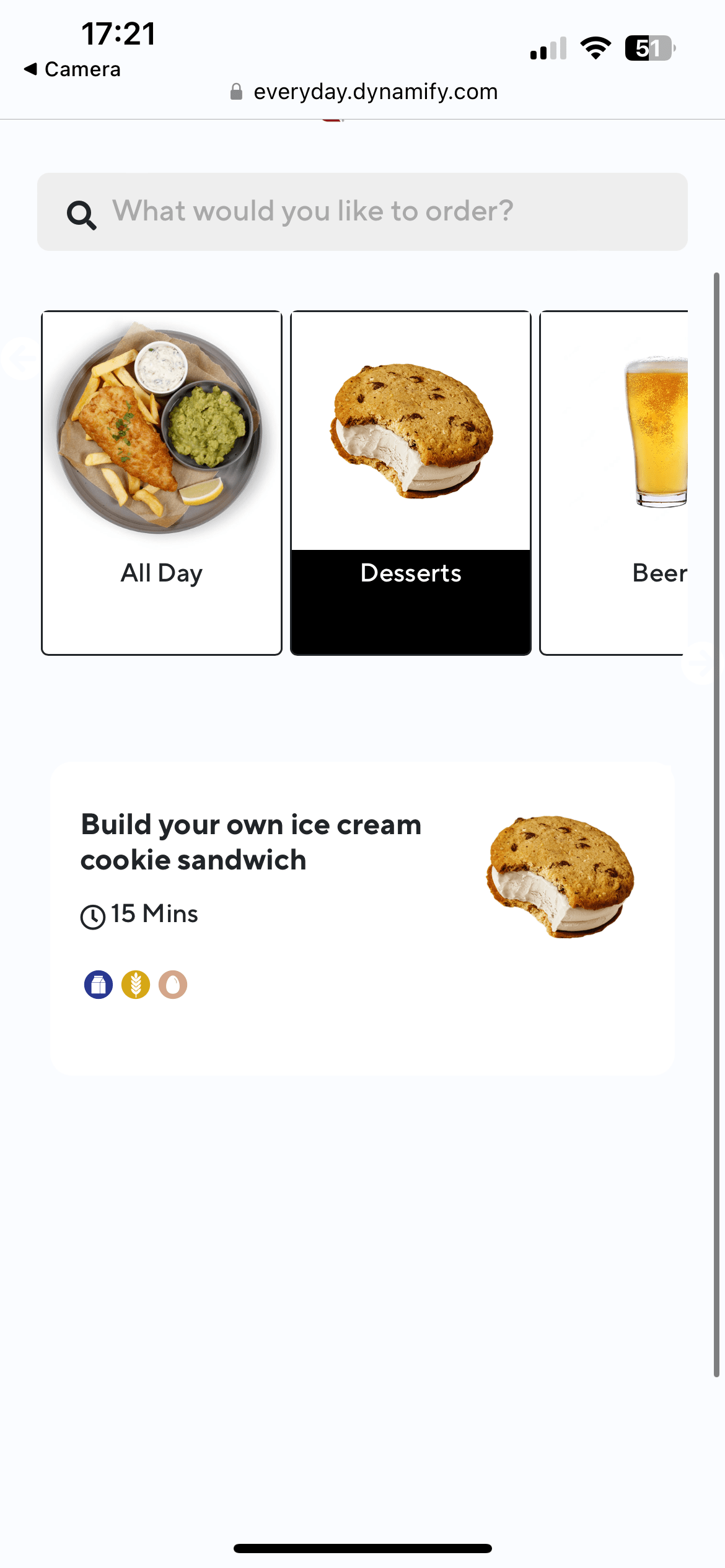 Neil Scrivener reviews the American Airlines/British Airways Soho Lounge in JFK's Terminal 8 - New York John F Kennedy Airport.