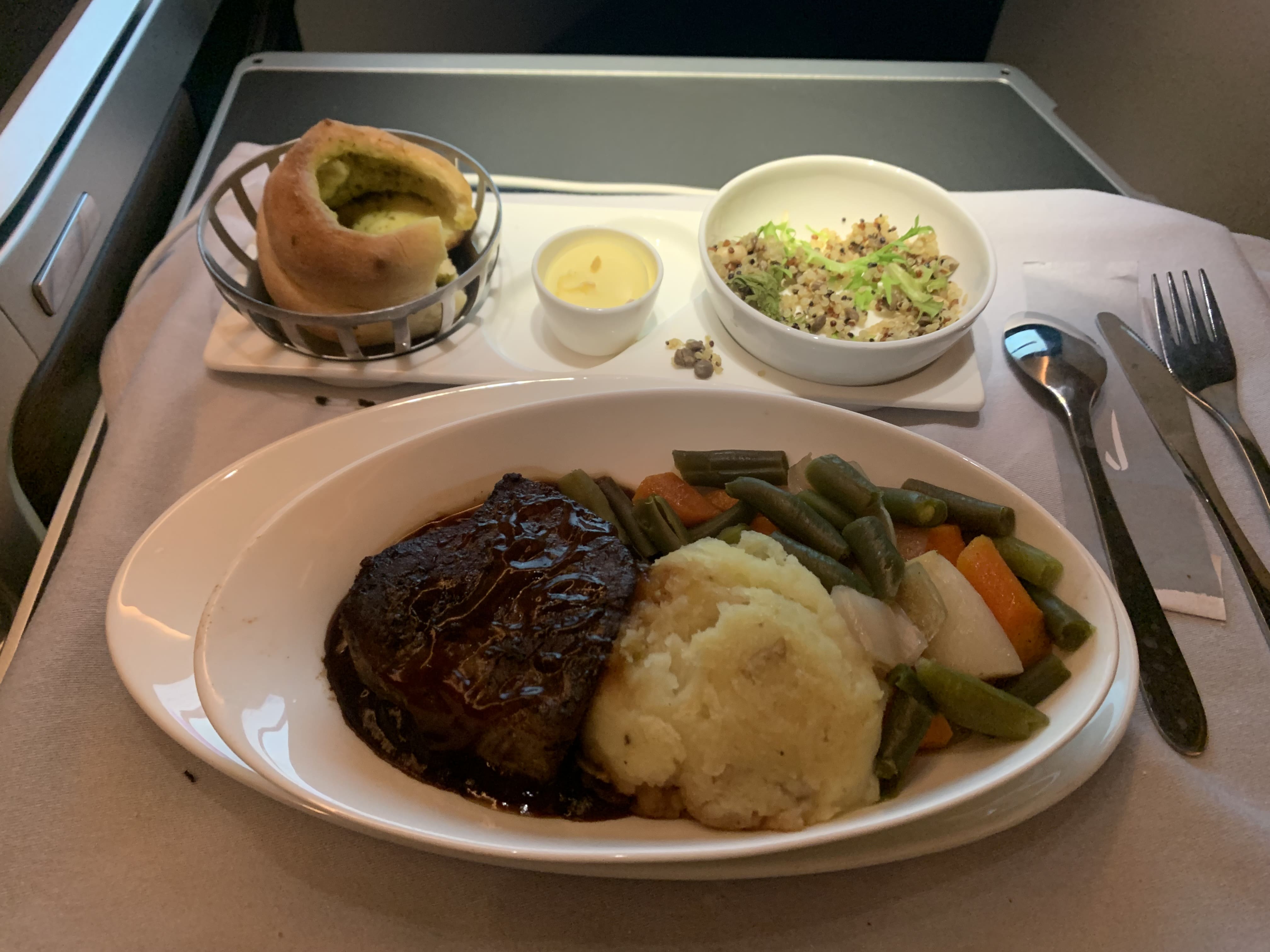 Neil Scrivener reviews British Airways Club Suites (Business Class) from Austin to London on BA190 (AUS to LHR).