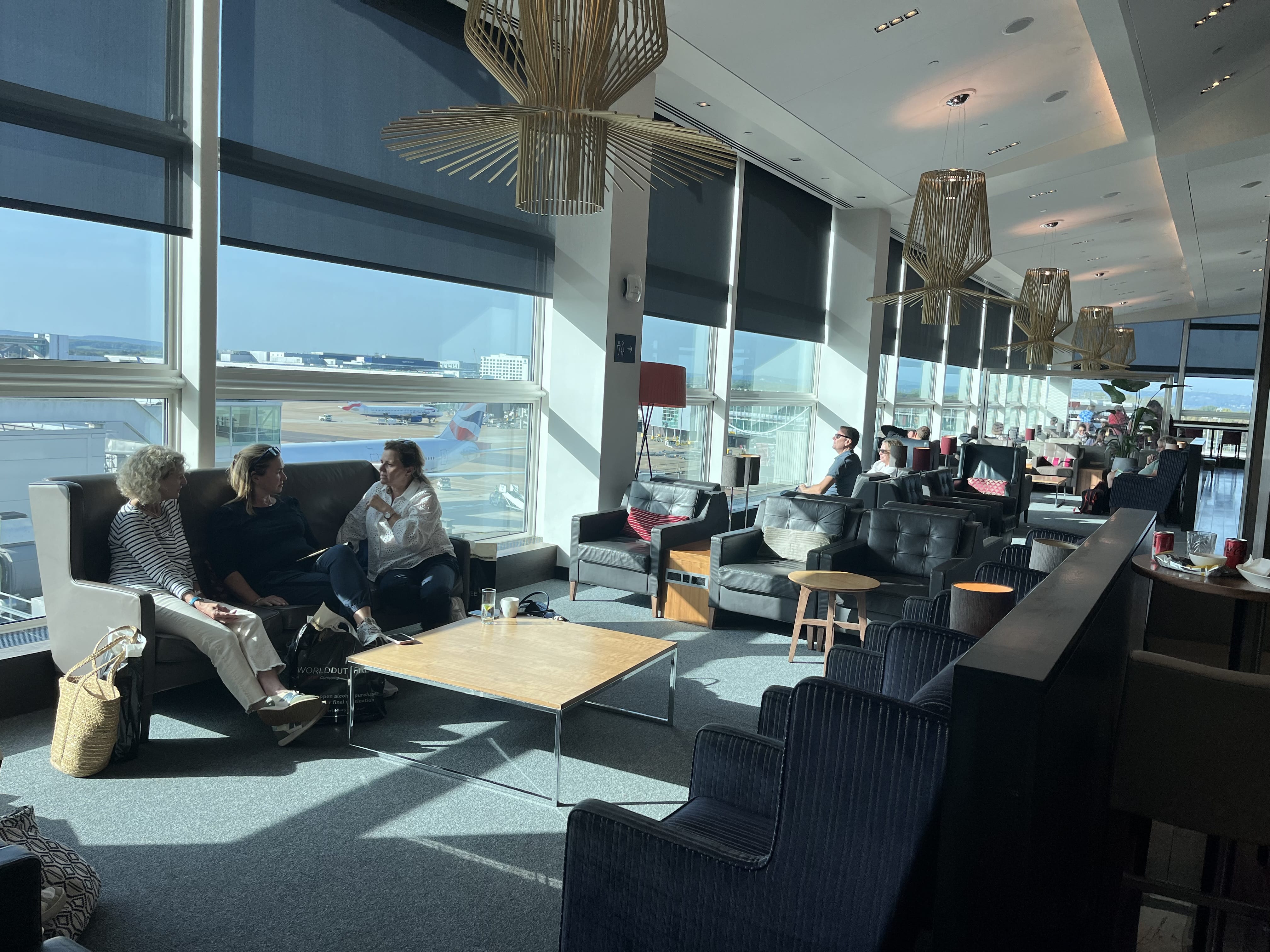 Neil Scrivener reviews the British Airways First and Business Class at Gatwick Airport's South Terminal - available to Club World and OneWorld passengers.