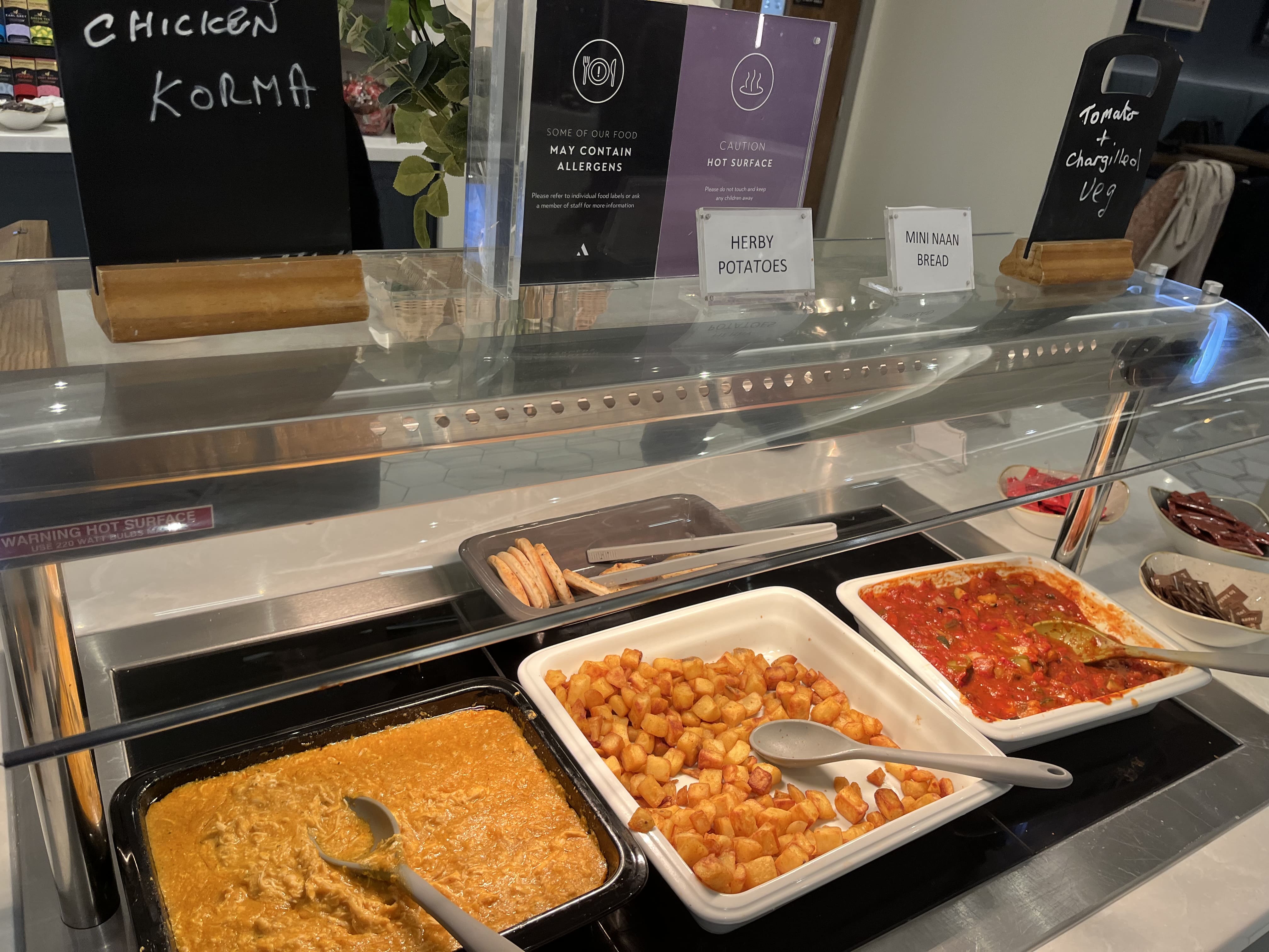 Neil Scrivener reviews the Aspire Lounge in Belfast's City Airport, accessed via British Airways (or Priority Pass).