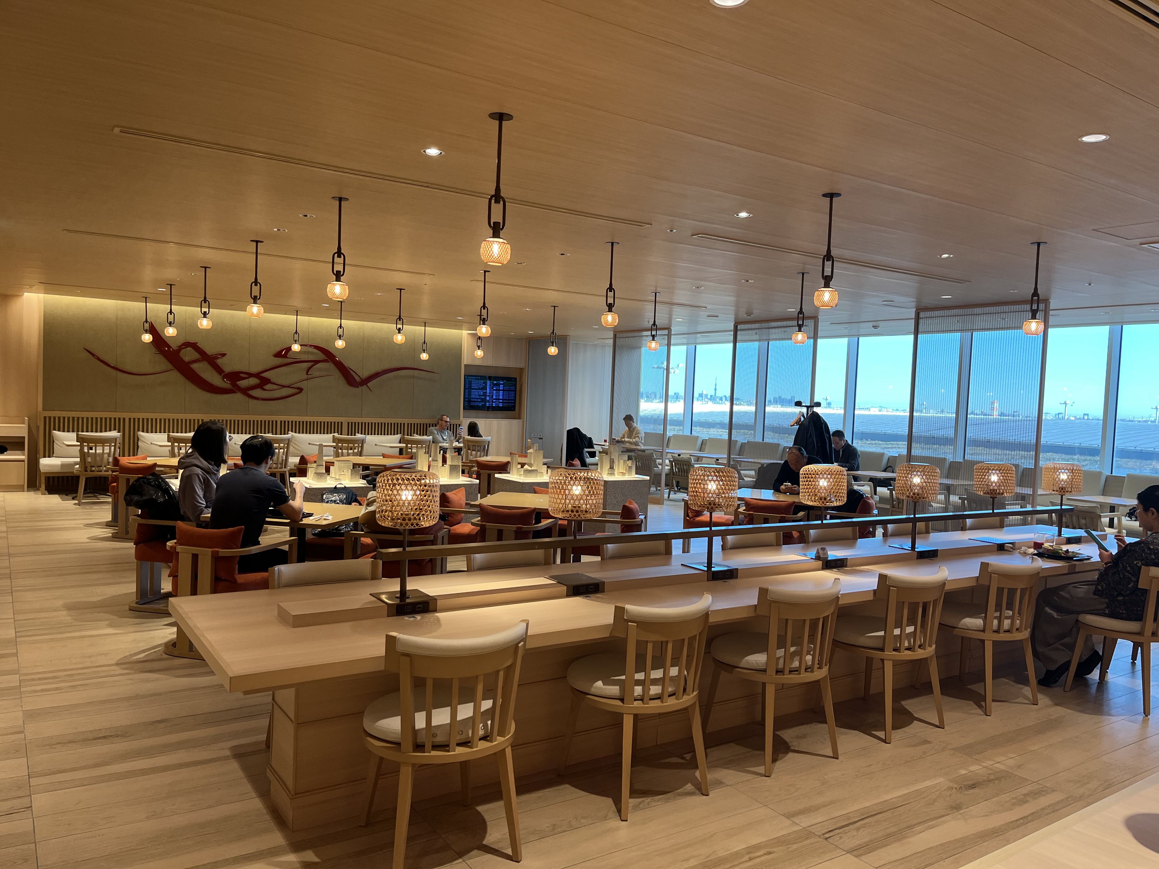 Neil Scrivener reviews the JAL First Lounge in Terminal 3 of Haneda's Tokyo Airport.