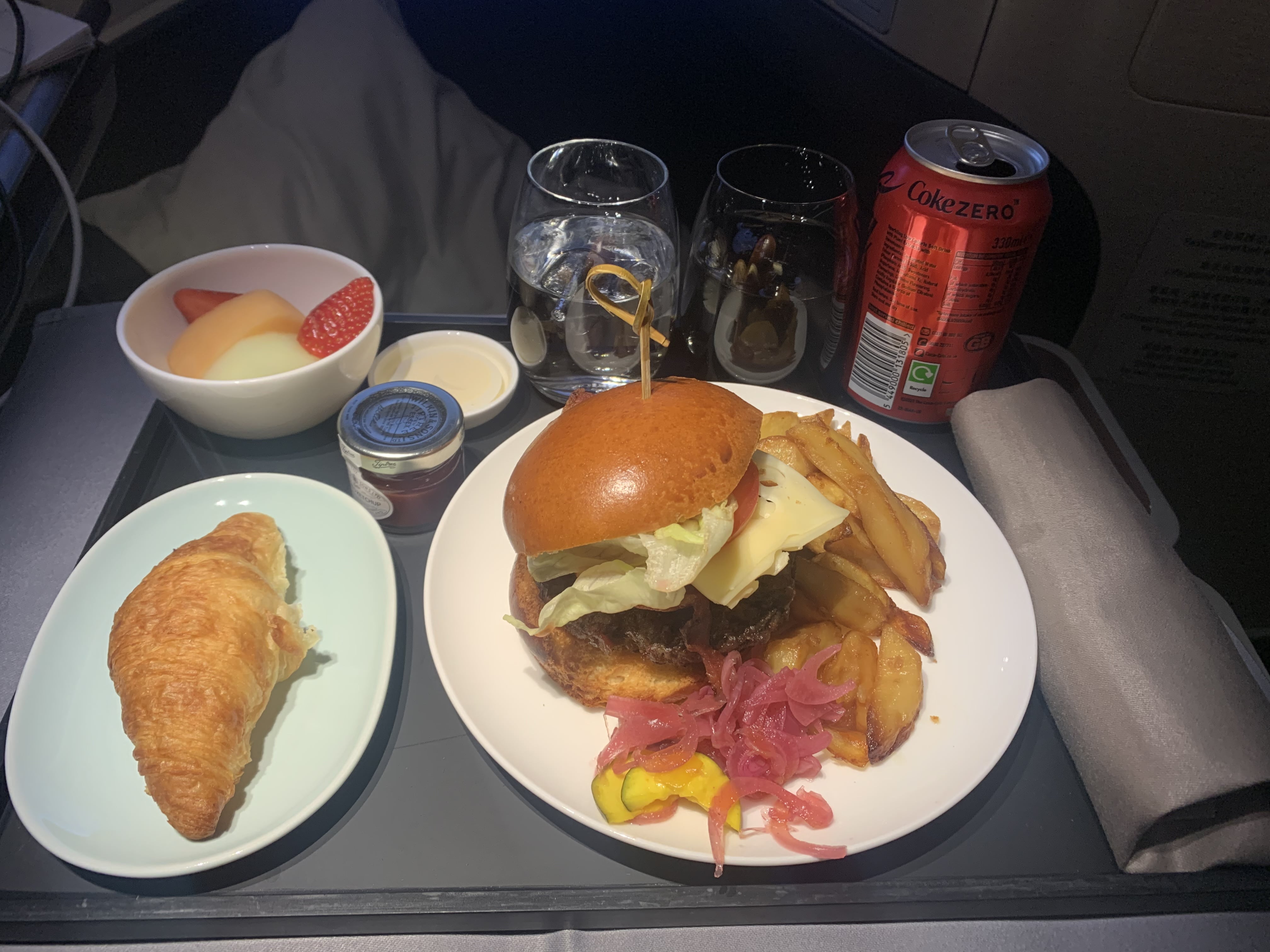 Neil Scrivener reviews Cathay Pacific's CX252 from London Heathrow to Hong Kong on the Airbus A350-900 in Business Class.