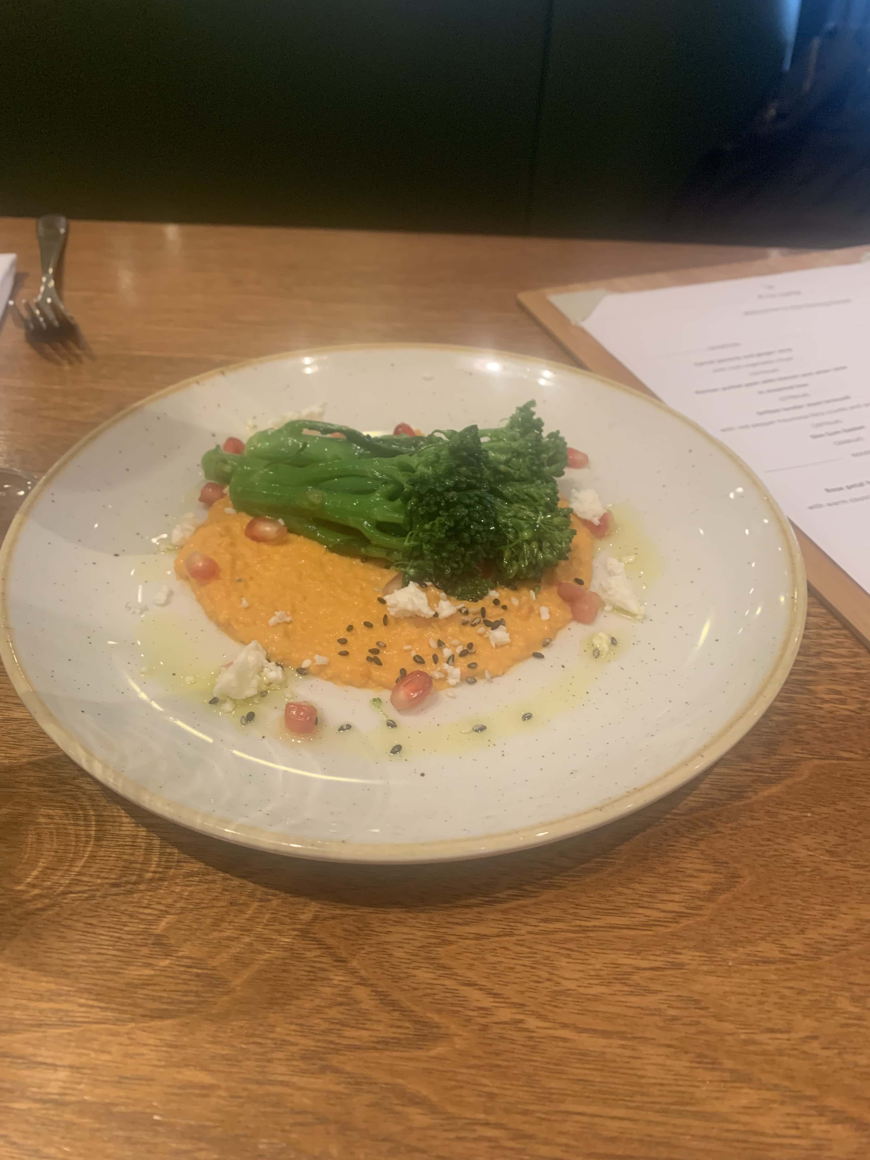 Flying Business reviews the Cathay Pacific First and Business Class Lounges at Heathrow's Terminal 3.