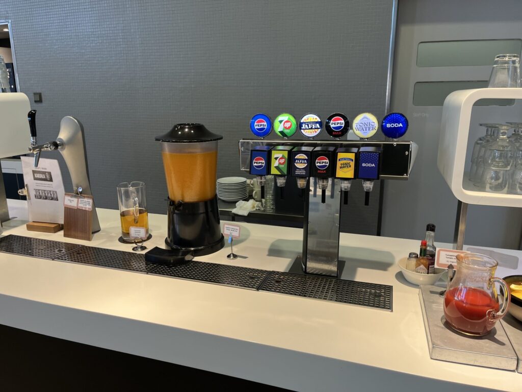 🛋️ Aspire Lounge (Gate 13), Helsinki — A quiet, functional space with runway views, light snacks, and drinks. 💼 Ideal for short stays before Schengen flights. 🛫 Priority Pass accepted. ✈️ Not the fanciest, but gets the job done.
👉 Read the full review now & see if it’s worth your visit!