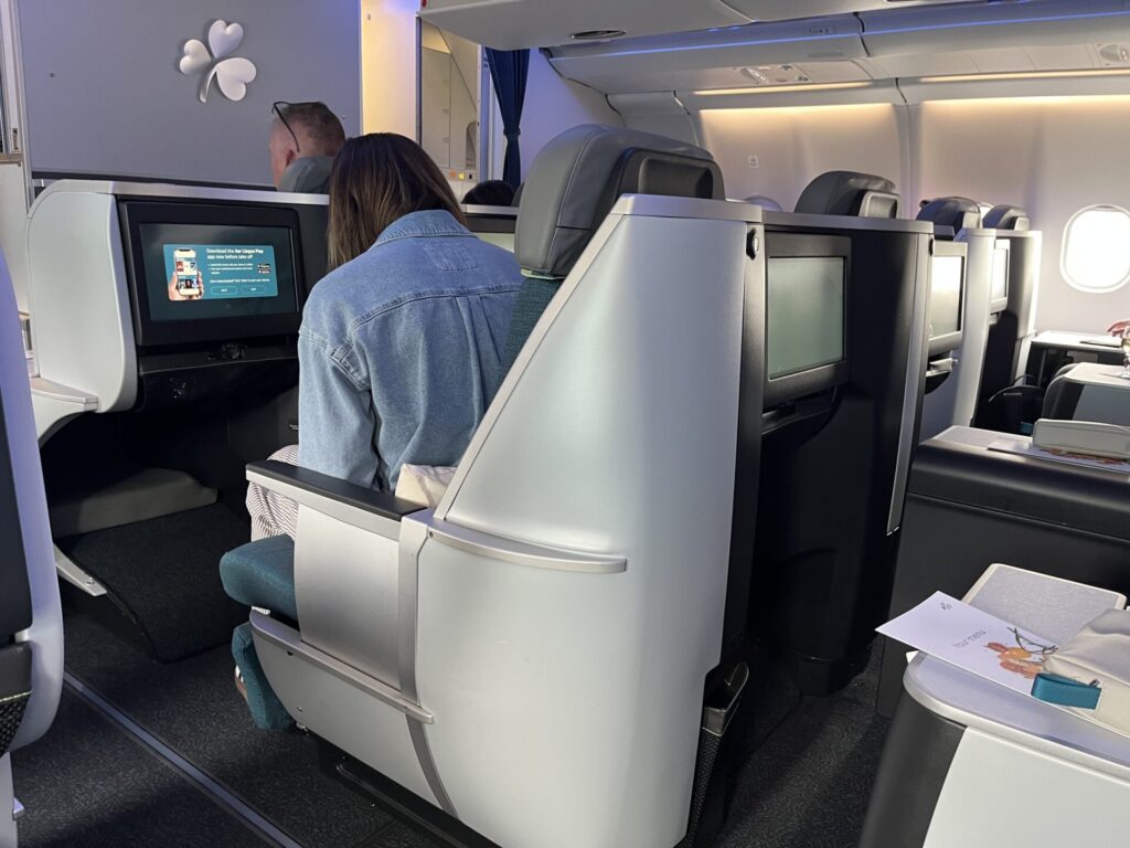 💺 We reviewed the Aer Lingus Business Class seat on the A330-300; exploring comfort, layout, privacy, and how it holds up on long-haul flights. ✈️