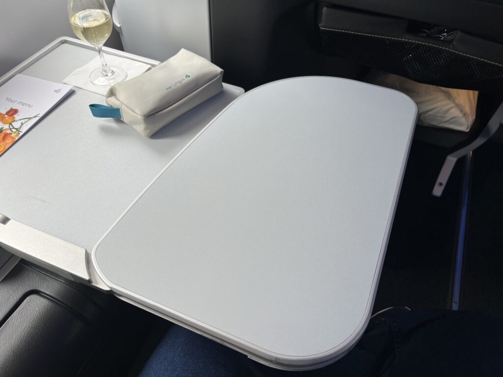 💺 We reviewed the Aer Lingus Business Class seat on the A330-300; exploring comfort, layout, privacy, and how it holds up on long-haul flights. ✈️