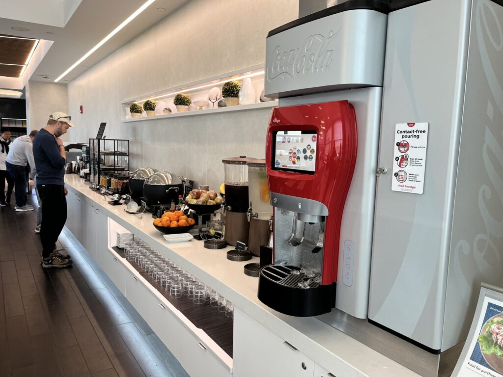 π« Tucked away in BOS Terminal B, the Admirals Club offers solid comfort, snacks, and runway views βοΈ. Not the flashiest, but a welcome break before your next hop. Worth it with a day pass or Oneworld status? You decide. π