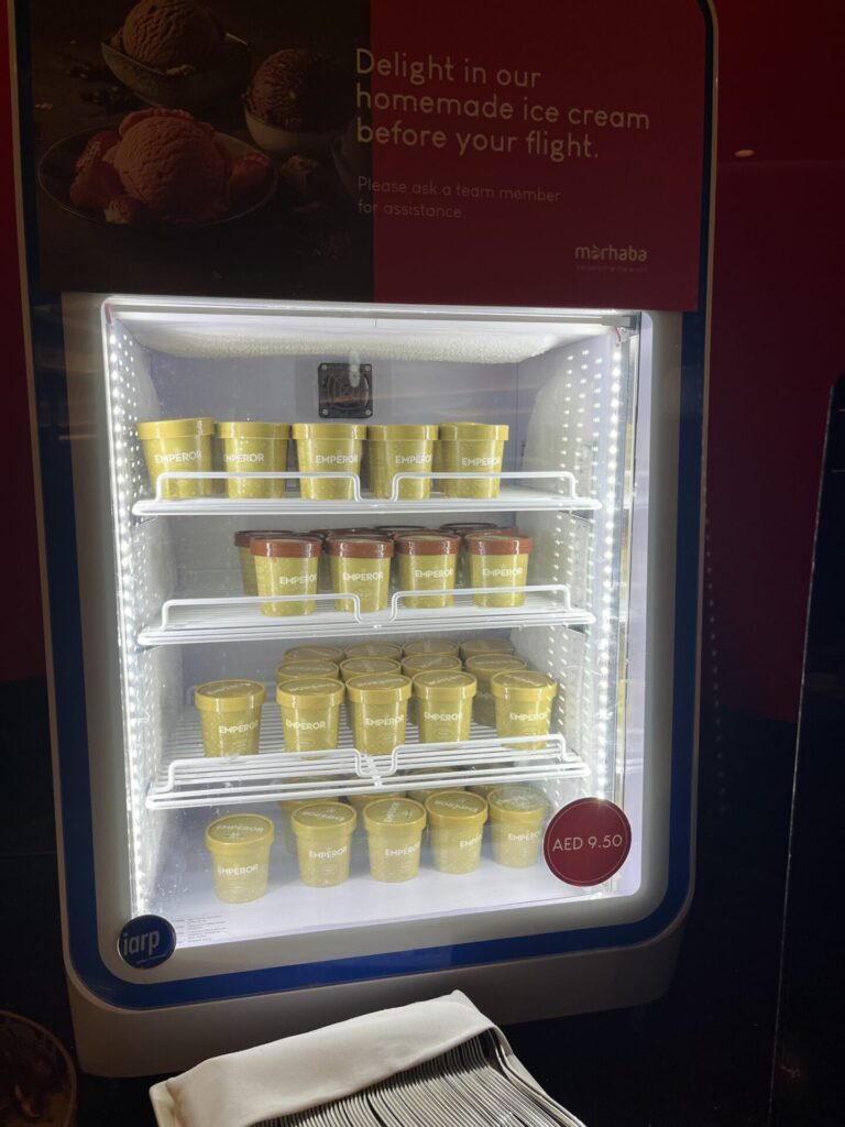 Neil Scrivener and Flying Business review the Marhaba Lounge in Dubai's (DXB) Terminal 1/Concourse D. Access includes Priority Pass members.