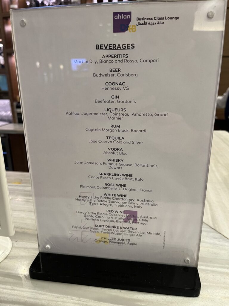 Neil Scrivener and Flying Business review the Ahlan Lounge in Dubai's (DXB) Terminal 1/Concourse D. Access includes Priority Pass members.