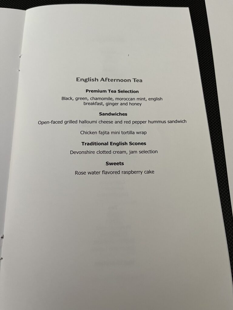 Gulf Air’s 787-9 Falcon Gold cabin from Bahrain to London offers solid hard product - private Apex Suites, good IFE, and decent sleep quality. But service was a letdown: slow, disengaged, and nowhere near 5-star. A comfy seat doesn’t make up for cold crew. ✈️ Thinking of flying Gulf Air? Read this first. 👀👉